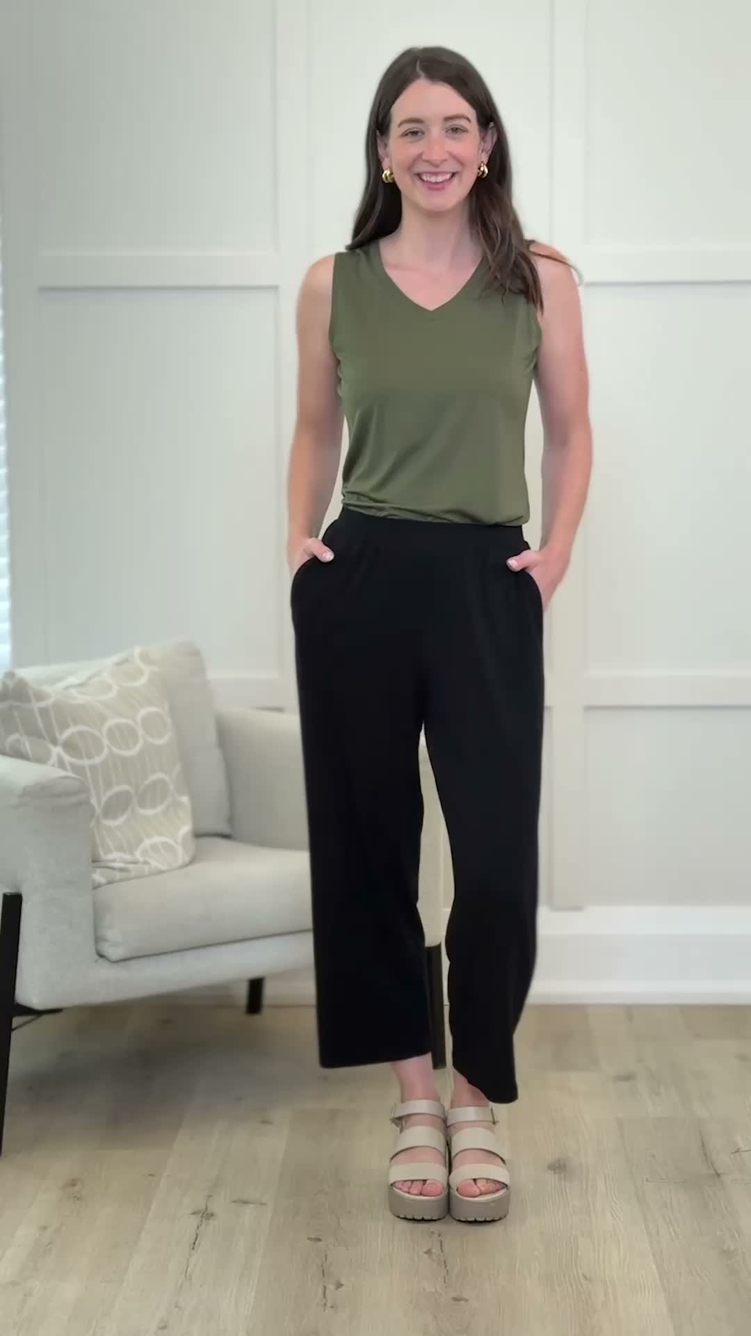 Easton Straight leg Capri Pant | Women's Clothing Canada | Miik Inc